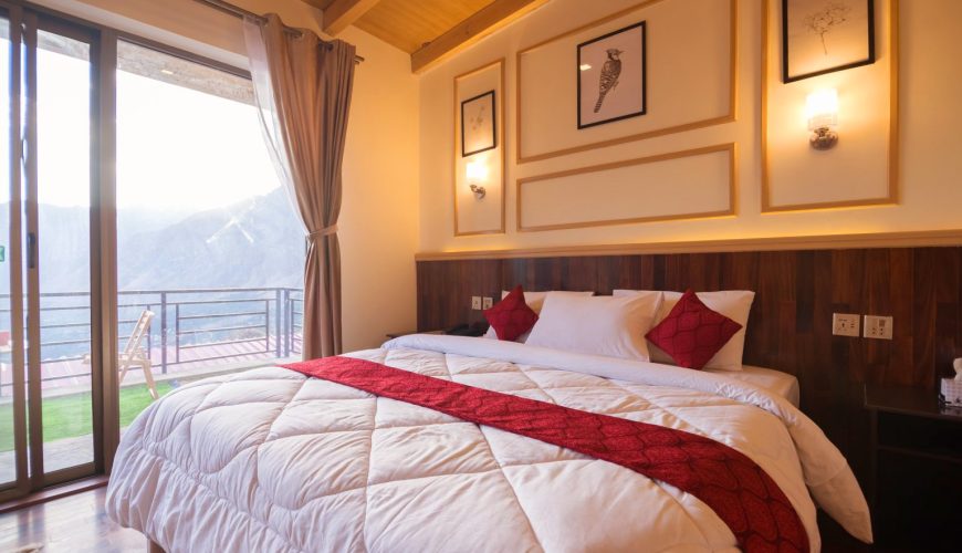 Grand Deluxe (Hunza view) (AC)