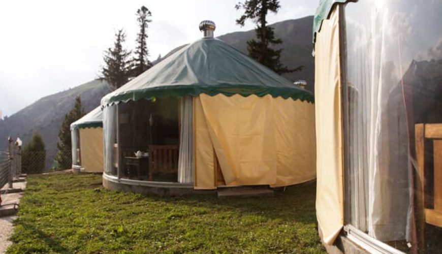 Roomy Yurt