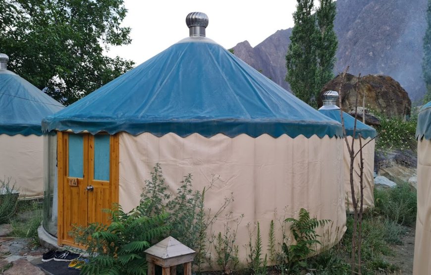 Roomy Yurts Minapin, Nagar