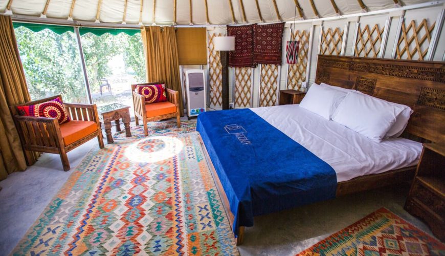 Roomy Yurt Osho Thang