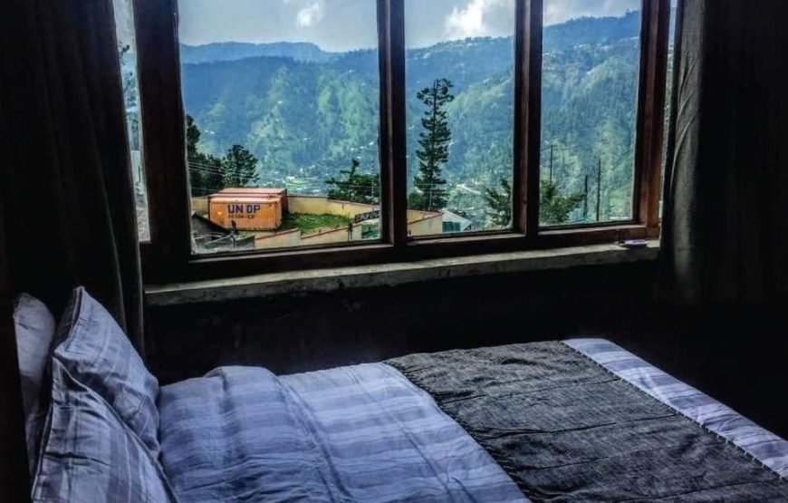 Nathiyagali Hotel Standard Room by sweet tooth