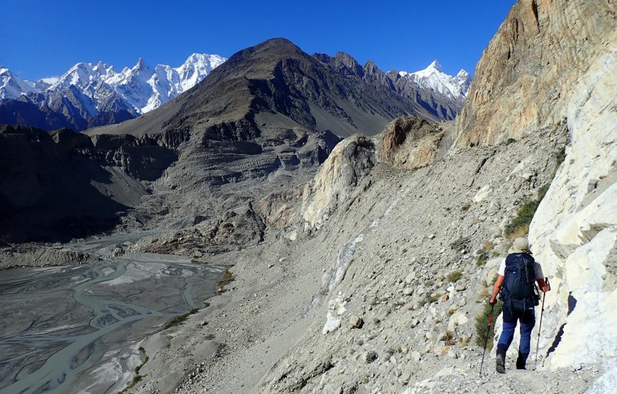 Free Walking Photography Tour of Passu Hunza